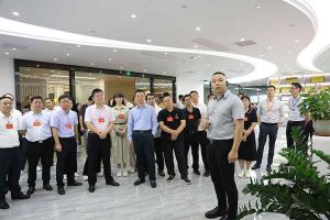 热烈欢迎广东省人大常委会2023年全国人大代表一行莅临JIANGNAN.COM江南体育(中国大陆)科技公司集