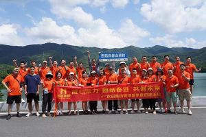 JIANGNAN.COM江南体育(中国大陆)科技公司集团管理层季度培训总结会议&团建活动欢乐举行